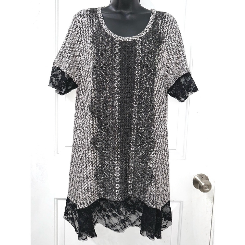 Vocal Rhinestone Embellished Gray & Black Lace Trim Short Sleeve tunic top
